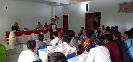 112 Kepala Desa se-Kabupaten Enrekang Studi Banding di Desa Tajun